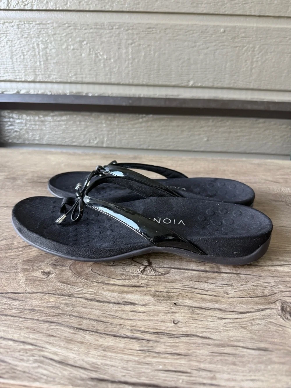 Vionic Women’s Sandals size 8. - Picture 5 of 9